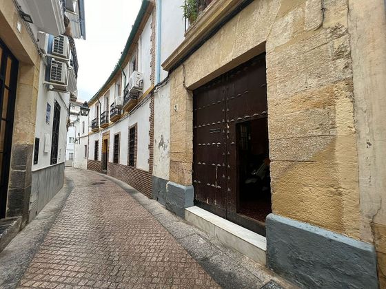 Foto 2 de Casa adossada en venda a calle Gragea de 13 habitacions amb terrassa i balcó