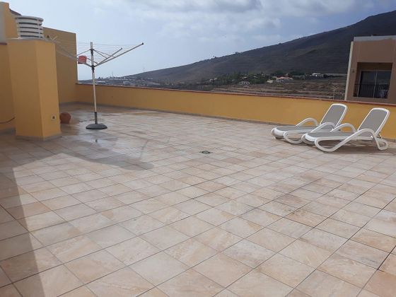 Foto 1 de Àtic en venda a Adeje ciudad de 3 habitacions amb terrassa i garatge