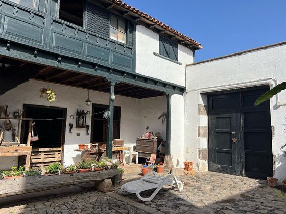 Foto 2 de Casa en venda a Arico de 9 habitacions amb terrassa i piscina