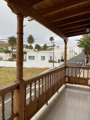 Foto 1 de Chalet en venta en calle Fajardo de 8 habitaciones con terraza y piscina