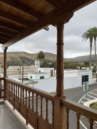 Foto 2 de Chalet en venta en calle Fajardo de 8 habitaciones con terraza y piscina