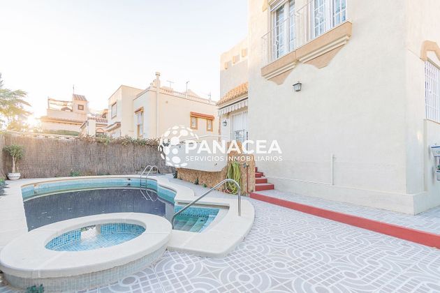 Foto 2 de Casa en venda a Aguadulce Norte de 4 habitacions amb terrassa i piscina