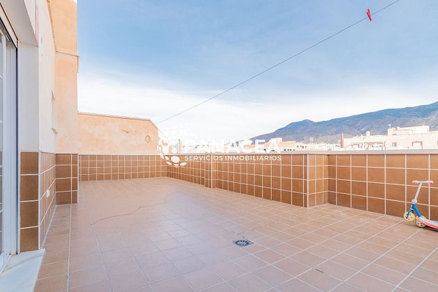 Foto 1 de Àtic en venda a calle Úbeda de 3 habitacions amb terrassa i garatge