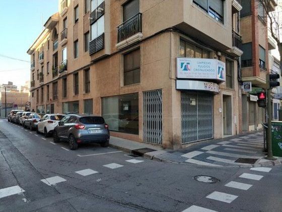 Foto 1 de Local en venta en calle De Sant Roc de 144 m²