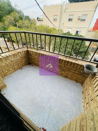 Foto 1 de Venta de piso en Alcàsser de 3 habitaciones con terraza y balcón