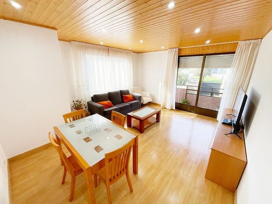 Foto 2 de Piso en venta en Vilanova de Arousa de 3 habitaciones con calefacción