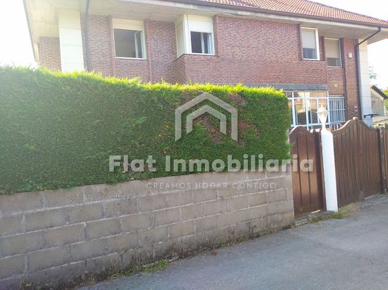 Foto 2 de Casa en venda a calle El de 4 habitacions amb terrassa i garatge