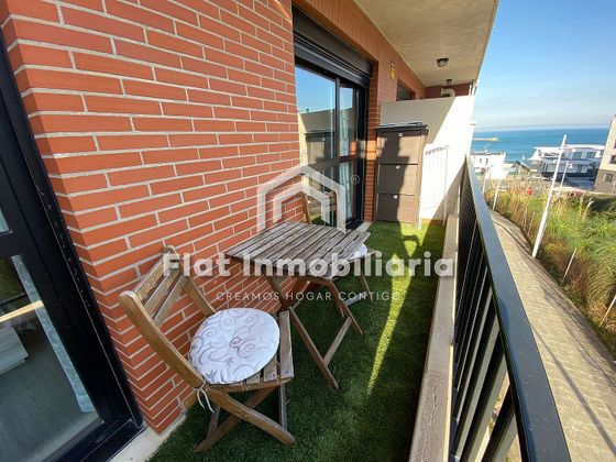 Foto 1 de Venta de piso en calle Clara Campoamor de 3 habitaciones con terraza y piscina