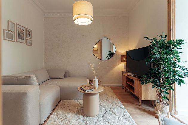 Foto 2 de Piso en alquiler en calle Roger de Flor de 1 habitación con muebles y aire acondicionado