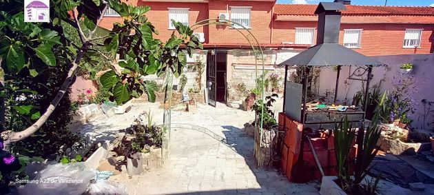 Foto 1 de Xalet en venda a Yeles de 5 habitacions amb terrassa i jardí