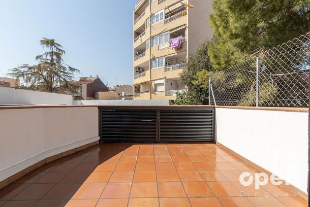 Foto 1 de Pis en venda a Plaça Catalunya - Escola Industrial de 2 habitacions amb terrassa i balcó