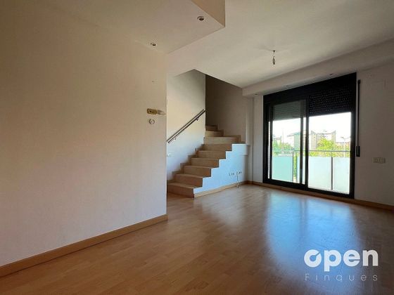 Foto 2 de Dúplex en venda a Montserrat - Torre-Sana - Vilardell de 3 habitacions amb garatge i balcó