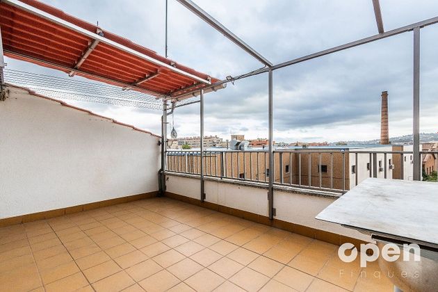 Foto 1 de Dúplex en venda a Ca n'Aurell de 4 habitacions amb terrassa i garatge