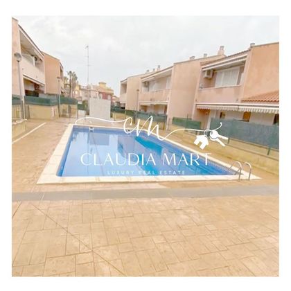 Foto 1 de Pis en venda a urbanización Solemio de 2 habitacions amb terrassa i piscina