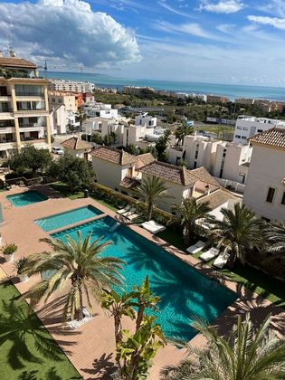 Foto 1 de Pis en lloguer a Guardamar Playa de 2 habitacions amb terrassa i piscina