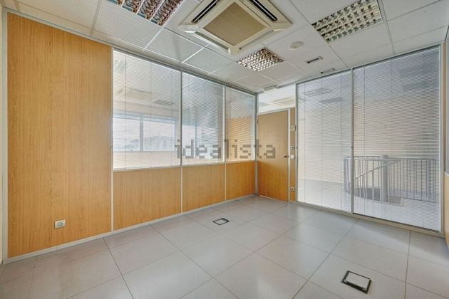 Foto 2 de Alquiler de oficina en Zizur Mayor/Zizur Nagusia con garaje y aire acondicionado