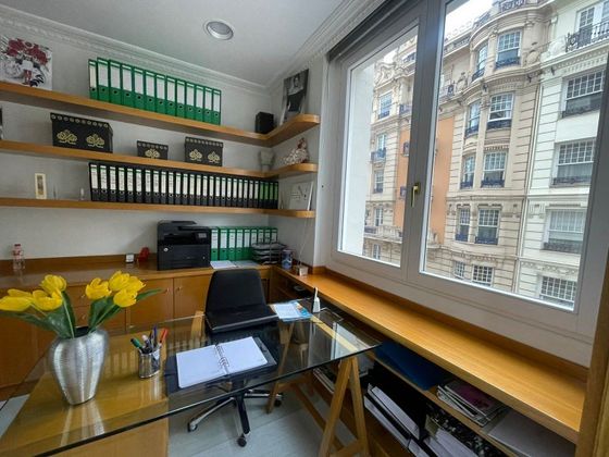 Foto 1 de Oficina en alquiler en Indautxu de 50 m²