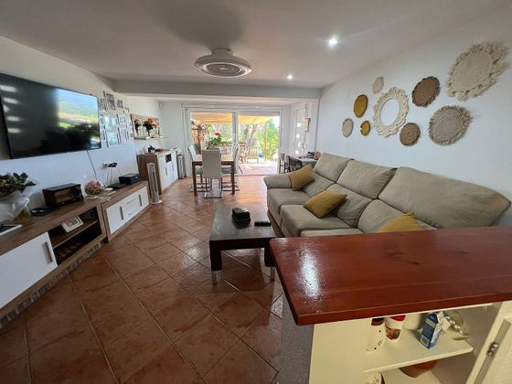 Foto 1 de Chalet en venta en Mas Mora - Sant Daniel de 3 habitaciones con piscina y garaje