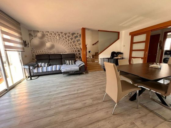 Foto 2 de Casa en venda a Tordera de 4 habitacions amb garatge i balcó