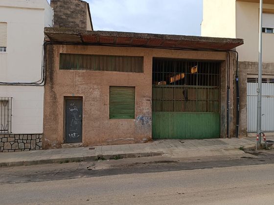 Foto 1 de Nau en venda a calle Río Guadiana amb garatge