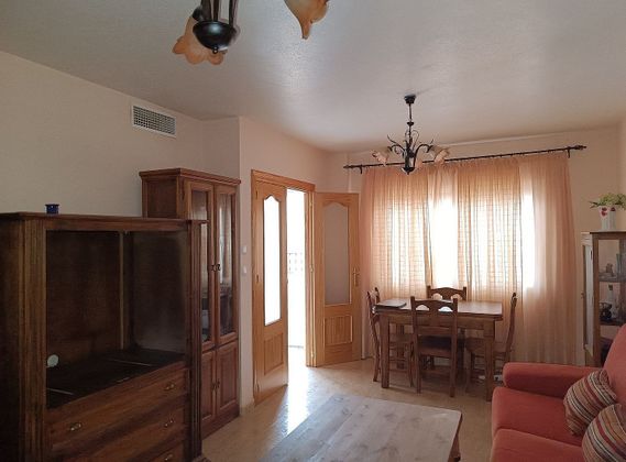 Foto 2 de Casa adosada en venta en La Palma de 3 habitaciones con terraza y garaje