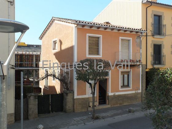 Foto 1 de Venta de casa adosada en Sant Julià de Vilatorta de 5 habitaciones con terraza y balcón