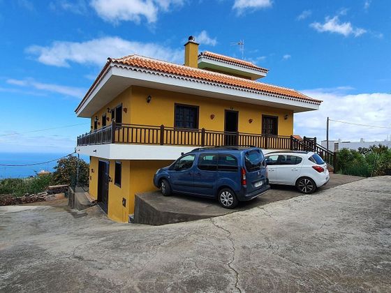 Foto 2 de Casa rural en venda a La Vega-El Amparo-Cueva del Viento de 4 habitacions amb terrassa i garatge