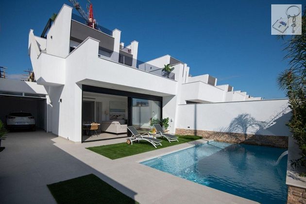 Foto 1 de Casa rural en venda a Santiago de la Ribera de 3 habitacions amb piscina