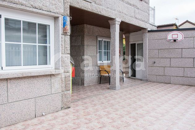 Foto 2 de Xalet en venda a Moaña de 4 habitacions amb terrassa i piscina