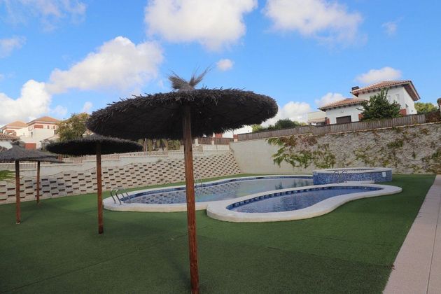 Foto 2 de Ático en venta en Monóvar/Monòver de 2 habitaciones con terraza y piscina