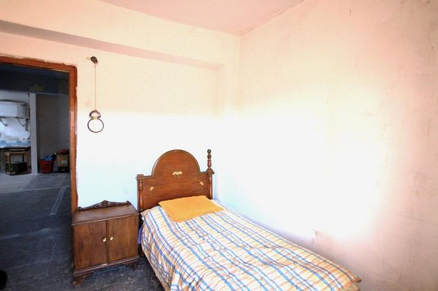 Foto 2 de Piso en venta en Elda de 2 habitaciones con balcón