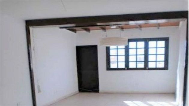 Foto 2 de Venta de piso en Playa Honda de 3 habitaciones con garaje y aire acondicionado