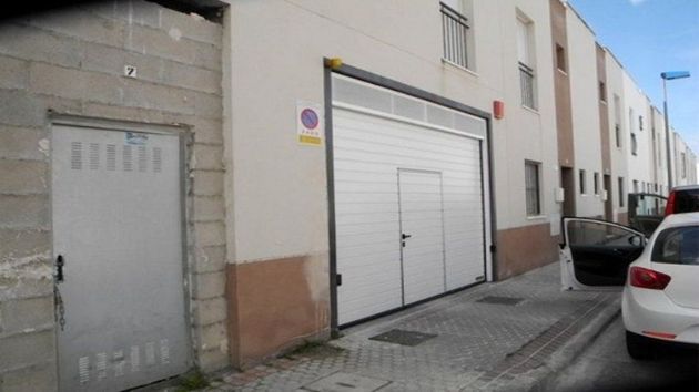 Foto 2 de Venta de garaje en Palacios y Villafranca (Los) de 11 m²