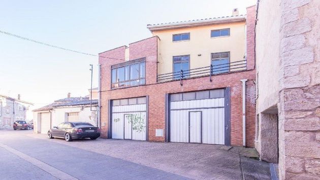 Foto 2 de Casa en venda a Villagonzalo Pedernales de 6 habitacions amb terrassa i garatge