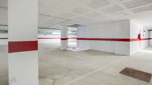 Foto 2 de Garatge en venda a Zubia (La) de 14 m²