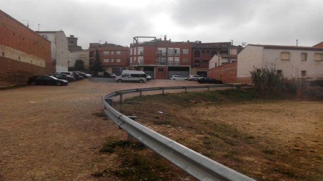 Foto 1 de Venta de terreno en Villamediana de Iregua de 875 m²