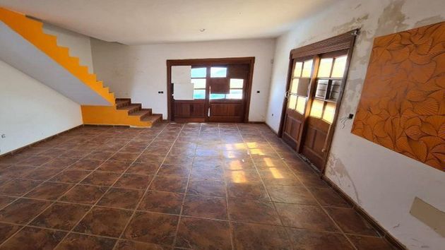 Foto 2 de Casa en venda a Antigua pueblo de 3 habitacions amb terrassa i piscina