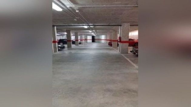 Foto 2 de Venta de garaje en Burela de 27 m²