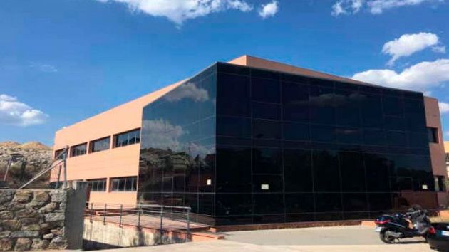 Foto 2 de Edificio en venta en Alpedrete de 1047 m²