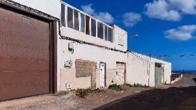 Foto 1 de Casa en venda a Valterra - Altavista de 2 habitacions i 200 m²