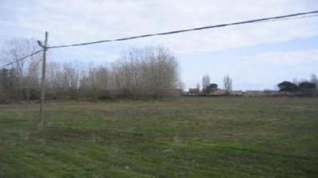 Foto 1 de Venta de terreno en Simancas de 14426 m²