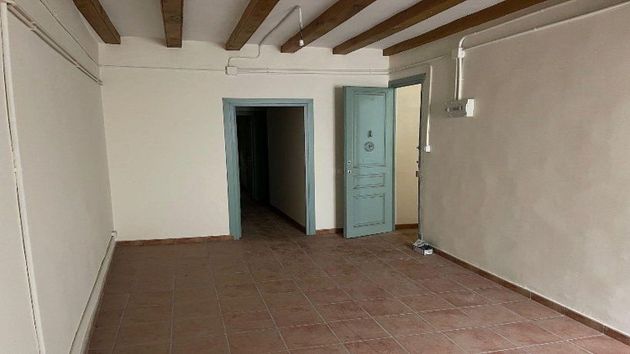 Foto 1 de Venta de casa en Riba-Roja d´Ebre de 4 habitaciones con garaje