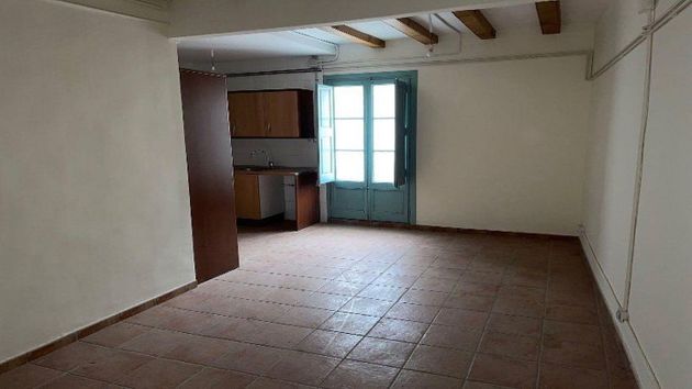 Foto 2 de Venta de casa en Riba-Roja d´Ebre de 4 habitaciones con garaje