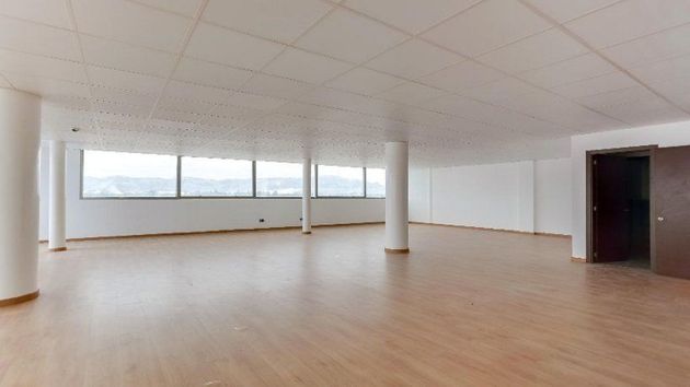 Foto 2 de Oficina en venda a Alcolea de 86 m²