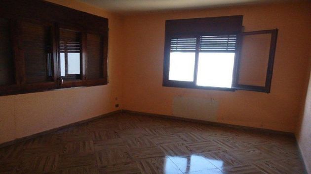 Foto 2 de Piso en venta en Parets del Vallès de 4 habitaciones con terraza