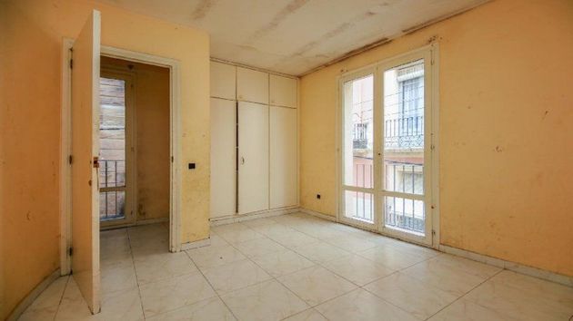 Foto 2 de Piso en venta en Centre - Tortosa de 4 habitaciones con aire acondicionado y ascensor