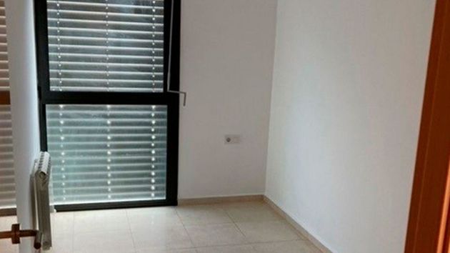 Foto 2 de Pis en venda a Torrelles de Foix de 2 habitacions amb garatge i calefacció