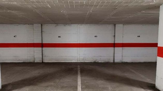 Foto 2 de Garaje en venta en Rialp de 25 m²