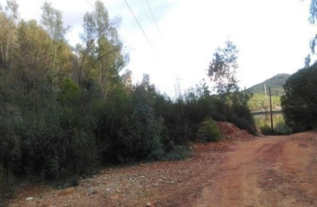 Foto 2 de Venta de terreno en Minas de Riotinto de 2660 m²