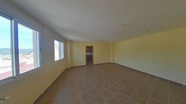 Foto 1 de Venta de piso en Enguídanos de 3 habitaciones y 115 m²